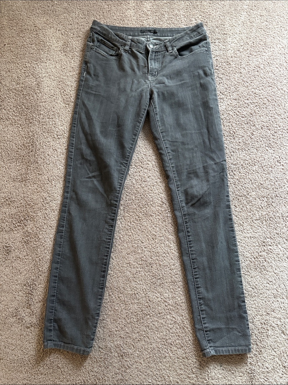 Prana Regular Straight Jeans in Light Gray